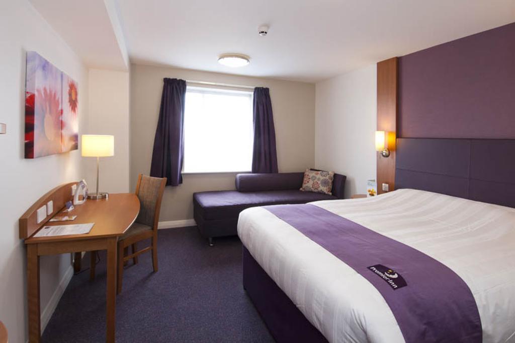 Dundee East Premier Travel Inn Номер фото