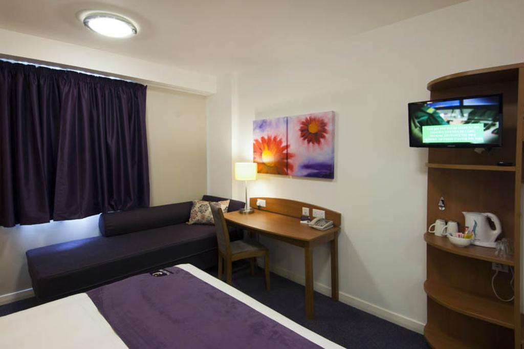 Dundee East Premier Travel Inn Экстерьер фото