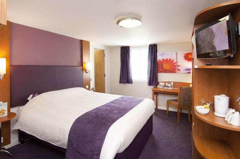 Dundee East Premier Travel Inn Экстерьер фото